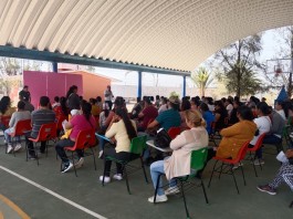 La Secretaría de Salud del estado de Querétaro capacita a Mamás y Papás para prevención de adicciones en sus hijas e hijos en Colón