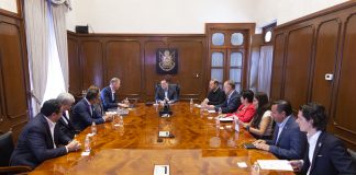 Anuncia Abbott inversión de 150 mdd para la construcción de una nueva planta en Querétaro