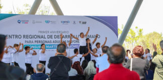 Festejan adultos mayores aniversario del Centro Regional de Desarrollo Humano en San Juan del Río