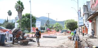 Autoridades estatales supervisan obra en Landa de Matamoros