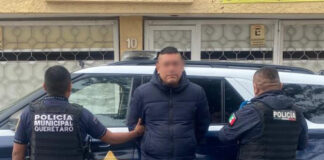 En Lomas de Querétaro, dos detenidos a bordo de camioneta relacionada con robo