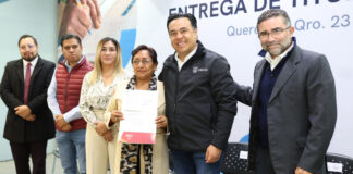 Entregan autoridades estatales 142 títulos de propiedad