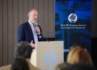 Marco Del Prete participa en Panorama Económico y Político de México 2025