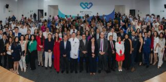 Encabeza Secretaria de Salud ceremonia con Médicos Especialistas del Hospital de Especialidades del Niño y la Mujer