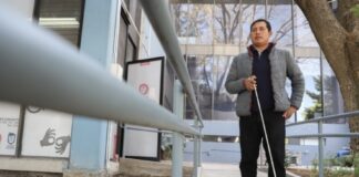 Proponen estudiantes UAQ un botón de pánico para personas con discapacidad