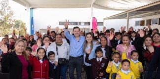 Rodrigo Monsalvo refuerza su compromiso con la educación mediante apoyos y equipamiento escolar