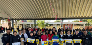 Entrega Rector de la Universidad Tecnológica de Querétaro equipos LEGO para fortalecer la educación con enfoque en Ciencia, Tecnología, Ingeniería y Matemáticas