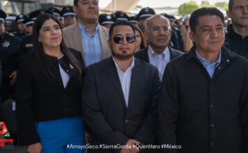 Fernando Sánchez Presidente de Arroyo Seco, asistió a entrega de equipamiento policial.