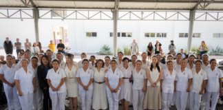La Secretaría de Salud Encabeza ceremonia de Imposición de Cofias a las alumnas de Enfermería de la Universidad de las Mujeres