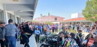 Acerca Estudiantina UAQ música y tradición al campus San Juan del Río