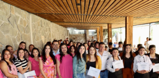 Capacitan a mujeres de Huimilpan para impulsar el emprendimiento