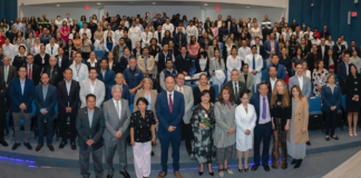 Realizan homenaje a las Profesionales y Trabajadoras de la Salud que fallecieron por COVID-19