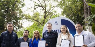 Atestigua Gobernador firma de convenio de colaboración entre autoridades de la CEA y los municipios Serranos