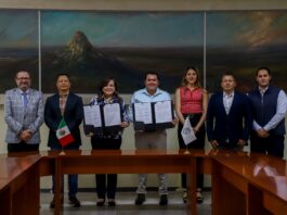 Firma UAQ alianza con gobierno de Pedro Escobedo