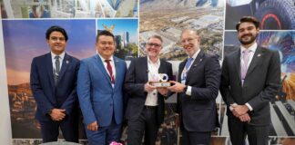 Se reúne Marco Del Prete con representantes de Vibracoustic