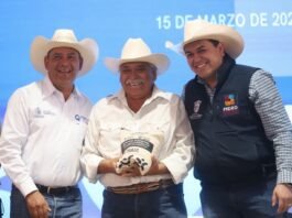 La Secretaría de Desarrollo Agropecuario fortalece a productores de Pedro Escobedo con maíz