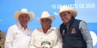 La Secretaría de Desarrollo Agropecuario fortalece a productores de Pedro Escobedo con maíz