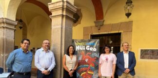 Geofísicas de la Universidad Nacional Autónoma de México muestran su lado artístico en De rocas y tinta