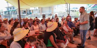 Autoridades estatales mantienen diálogo permanente con comunidades de Amealco
