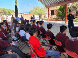 Realiza la Secretaría de Salud conferencia de salud mental en el COBAQ 11 en Ezequiel Montes