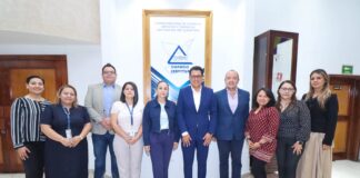 La Universidad Tecnológica San Juan y Cámara Nacional de Comercio, Servicios y Turismo San Juan del Río impulsan al comercio local