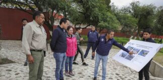 Chepe Guerrero supervisa la limpieza y mantenimiento del vaso regulador Emiliano Zapata