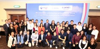 Estudiantes comparten experiencias internacionales sobre el programa Beca Embajadores 2024