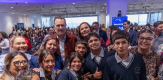 Lanza Mauricio Kuri portal educativo Explorando Contigo