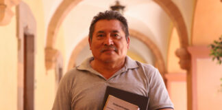 Recibe la UAQ al escritor maya Pedro Uc