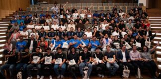 Jóvenes presentan nuevas rutas hacia la movilidad sostenible durante el Hackatón Enerhack 2025