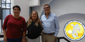 Reconoce Express Publishing a Lenguas y Letras UAQ por la enseñanza de idiomas