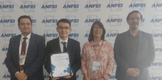 Distinguen a graduado UAQ como el mejor egresado del país