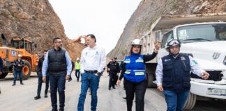 Supervisa Gobernador labores de limpieza en la carretera 100