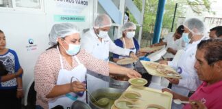 Cocina Móvil del Sistema Estatal para el Desarrollo Integral de la Familia opera en Arroyo Seco