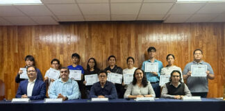 Premia UAQ a ganadores de la Olimpiada Estatal de Química