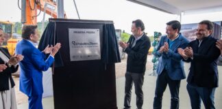 Inversión histórica en El Marqués: Mauricio Kuri y Rodrigo Monsalvo colocan la primera piedra del Pabellón Zibatá