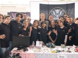Martha Soto inaugura Torneo First LEGO MASTERPIECE