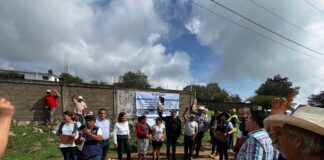 La Comisión Estatal de Infraestructura mejora camino que conecta Pinal de Amoles y Arroyo Seco