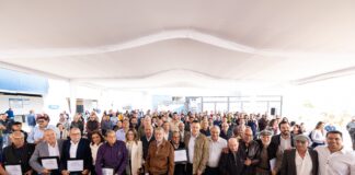 Reconoce Mauricio Kuri a profesionistas que participaron en la construcción del Estadio Corregidora