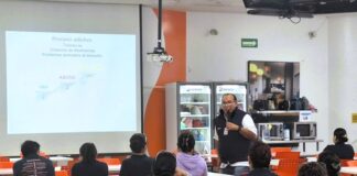 El Consejo Estatal contra las Adicciones lleva salud mental y prevención de adicciones a espacios laborales