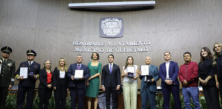 Reconocen a Artes UAQ con presea Germán Patiño Díaz