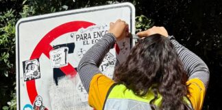 La Secretaría de Movilidad realiza limpieza de señalética para fortalecer el orden y la seguridad vial