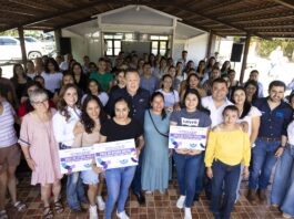 Refrenda Mauricio Kuri compromiso con madres trabajadoras de la zona serrana