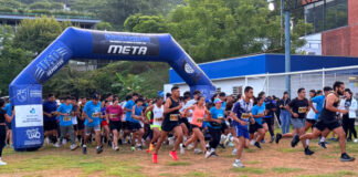 Concentra Carrera Autonomía a 400 participantes, en Jalpan