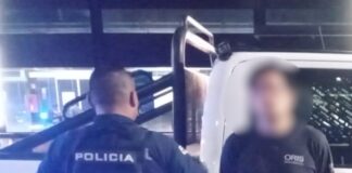 Elementos de la Policía Municipal recuperan vehículo con reporte de robo