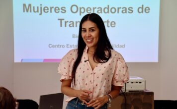 La Secretaria del Trabajo Capacita a 700 mujeres como Operadoras de Transporte