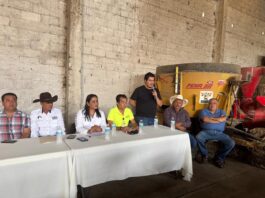 Capacita la Secretaria de Salud a la Asociación Ganadera de Jalpan de Serra