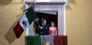 Rodrigo Monsalvo Castelán encabeza el Grito de Independencia en El Marqués