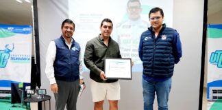 La Universidad Tecnológica de Corregidora impulsa cultura vial con ponencia de piloto de la NASCAR Omar Jurado