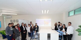 Estudiantes de la Universidad Tecnológica de San Juan del Río desarrollan proyecto para facilitar comunicación con la comunidad sorda